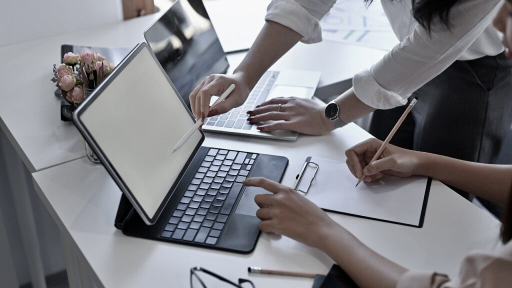 女性社員マネジメント