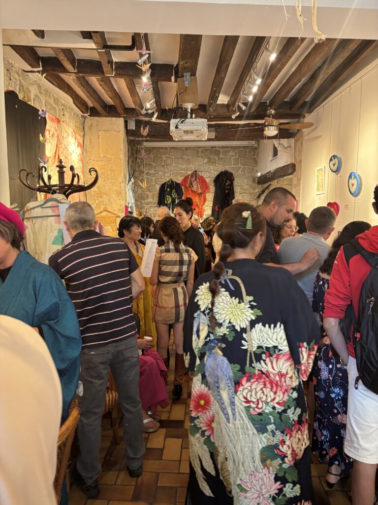 日本アートグループ展の開催